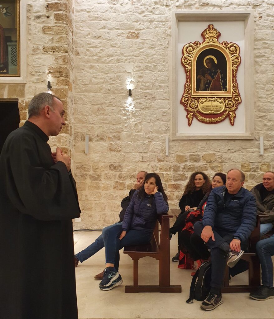 סיור בכנסייה המארונית בחיפה