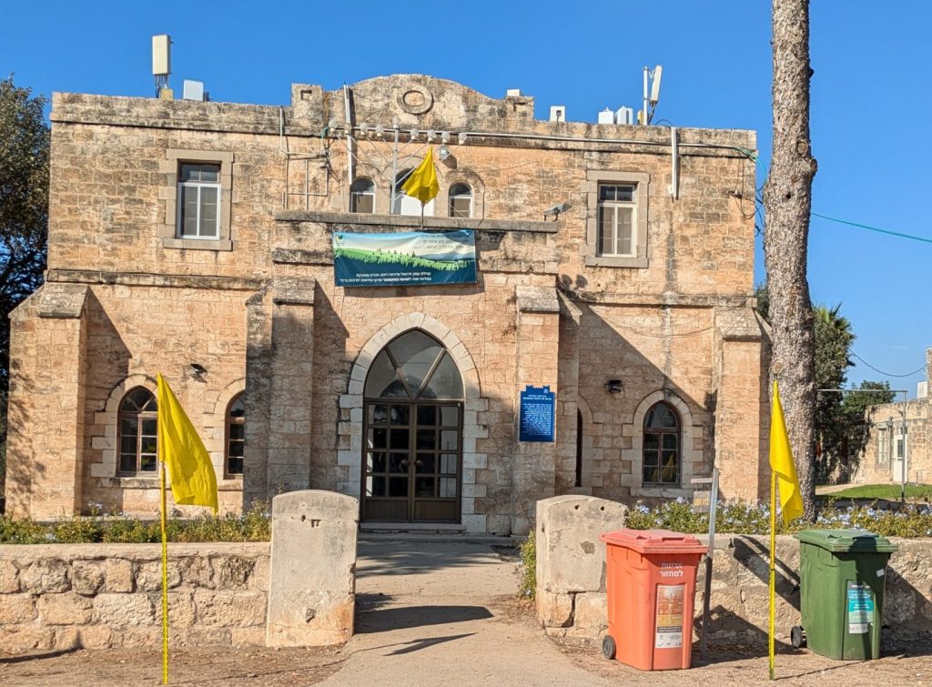 בית העם בבית לחם הגלילית, סיור בבית לחם הגלילית