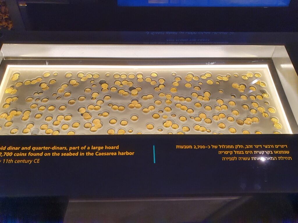 Archaeological remains and a gold treasure in Caesarea