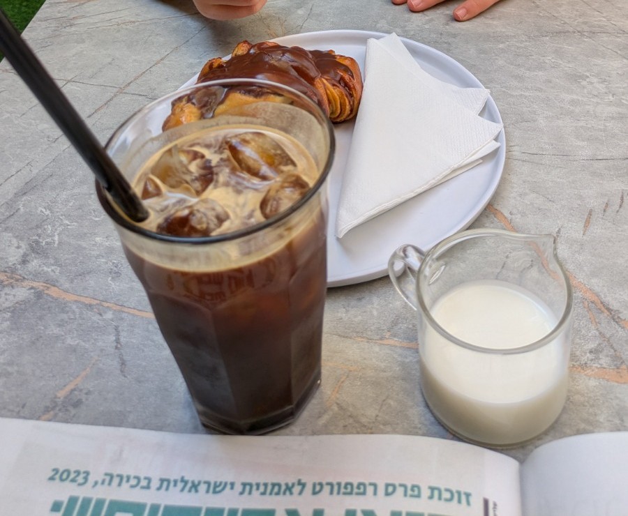 Cafe Schenim Haifa